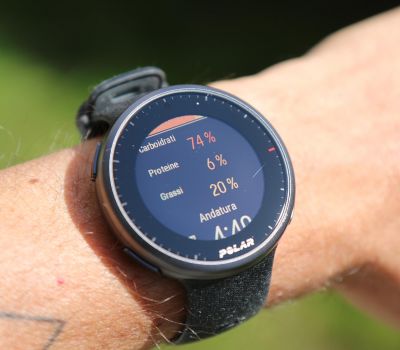 polar vantage v2 corsa consumo